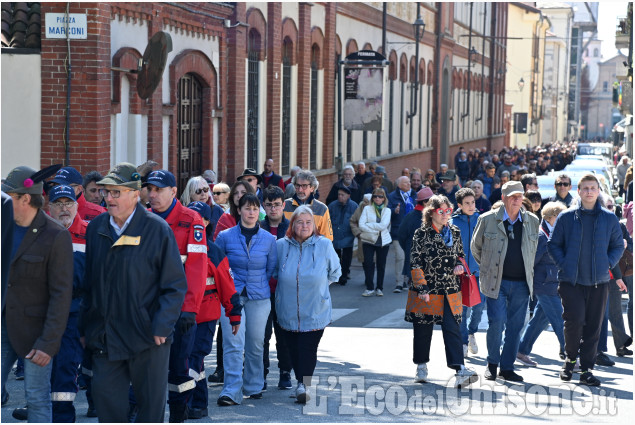 Pinerolo: 25 aprile e Festa della Liberazione, le immagini del corteo 