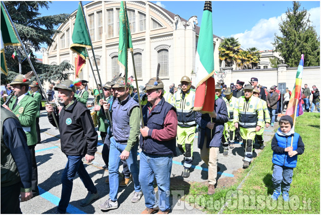 Pinerolo: 25 aprile e Festa della Liberazione, le immagini del corteo 