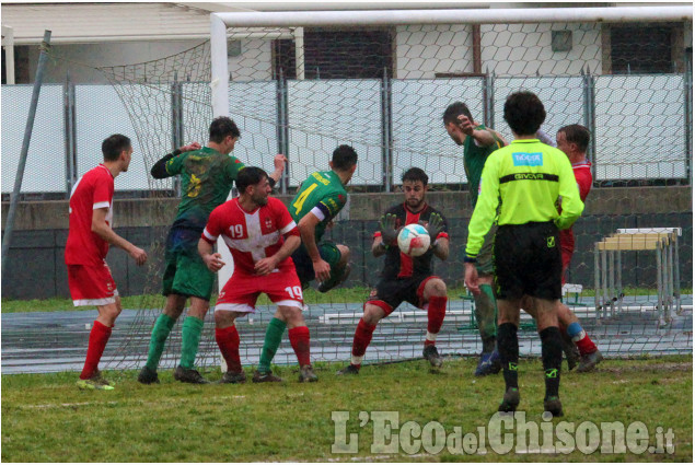 Calcio Seconda categoria: Beiborg acciuffa Candiolo