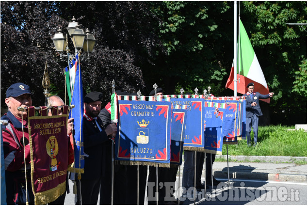  La sfilata dei Granatieri domenica scorsa 19 maggio a Pinerolo