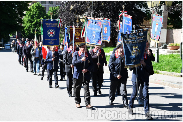  La sfilata dei Granatieri domenica scorsa 19 maggio a Pinerolo
