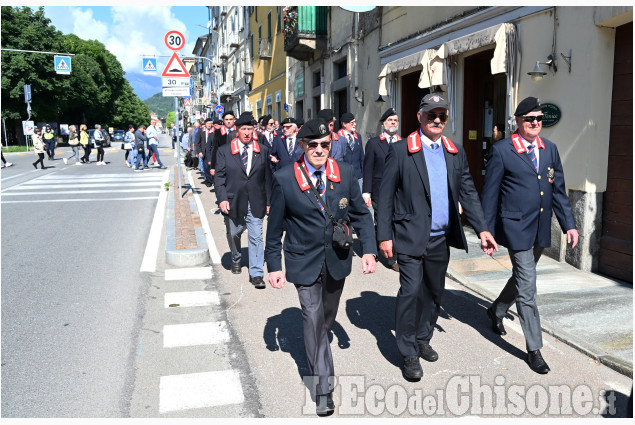  La sfilata dei Granatieri domenica scorsa 19 maggio a Pinerolo