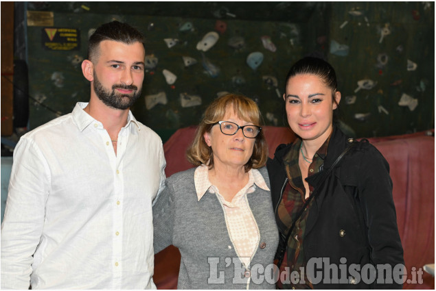 Palaplan gremito all'incontro elettorale dell'Eco a Perosa Argentina