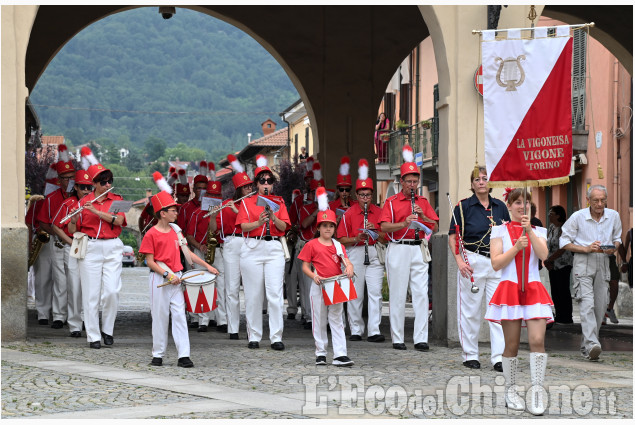 Frossasco: Quattro bande musicali per festeggiare la Filarmonica Pinerolese Frossasco: Quattro bande musicali per festeggiare la Filarmonica Pinerolese