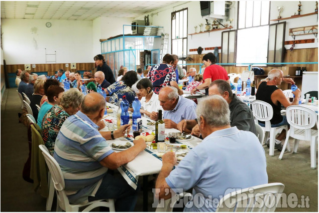 Lombriasco, partecipato il pranzo di Ferragosto targato Pro Loco
