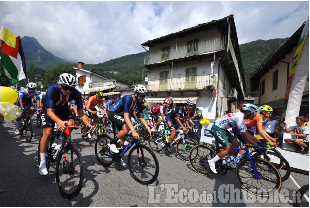 Tour de l’Avenir, la partenza della tappa n. 6 da Bobbio Pellice