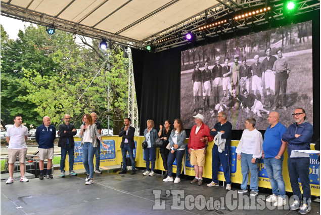 Per l'Artigianato la presentazione  delle squadre di calcio e pallavolo