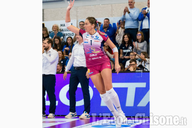 Volley A1 femminile, lo spettacolo al Pala Bus Company in immagini