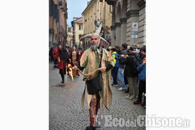 Pinerolo: Elvio Chiatellino "La Maschera di Ferro" 2024 Pinerolo: Elvio Chiatellino "La Maschera di Ferro" 2024