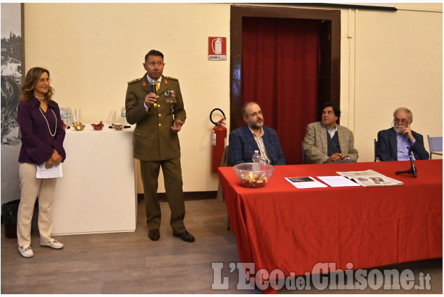 Pinerolo:Mostra fotografica ispirata al cinema "ART FOR FILM"