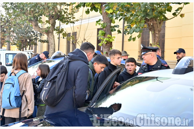 Pinerolo: Giornata delle Forze Armate alla Caserma Berardi