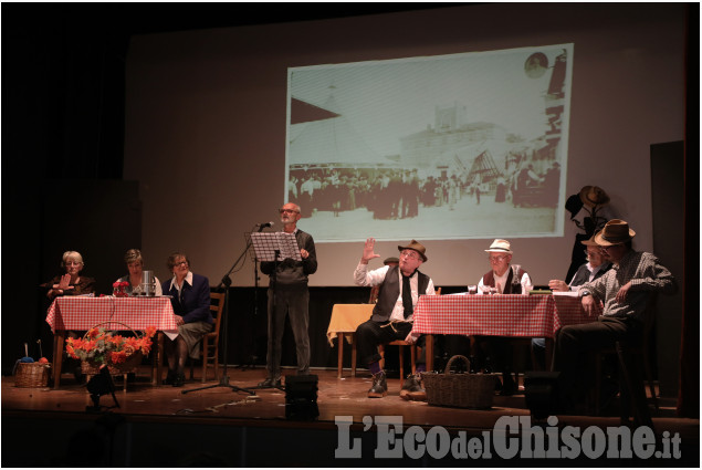 Ieri sera, la None del passato a teatro