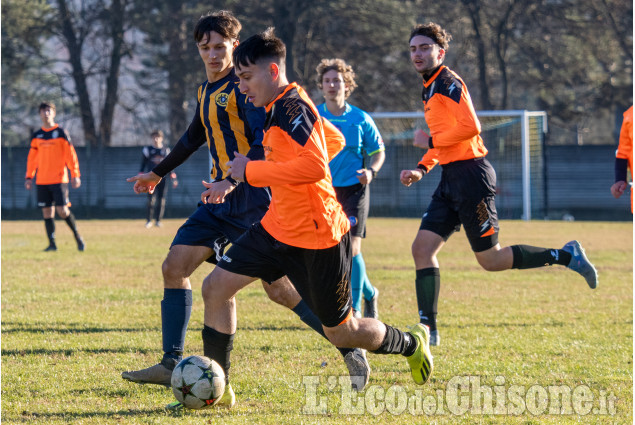 Calcio Seconda categoria: Tetti Rivalta passa a Villar Perosa