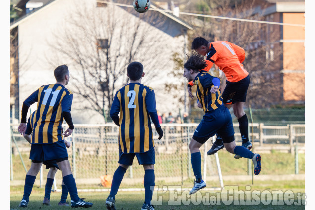 Calcio Seconda categoria: Tetti Rivalta passa a Villar Perosa