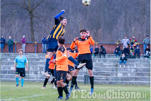 Calcio Seconda categoria: Tetti Rivalta passa a Villar Perosa
