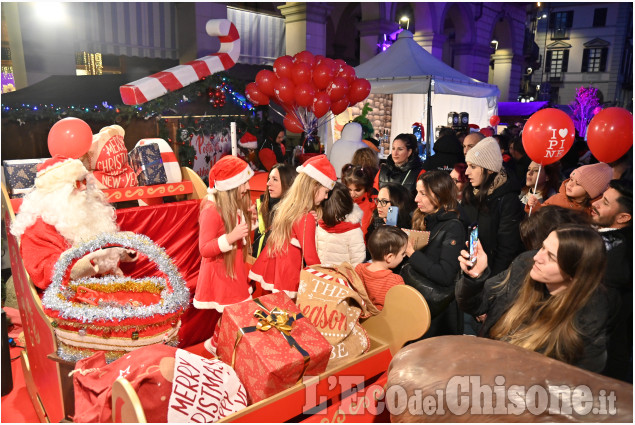 Pinerolo: Babbo Natale e mercatini nel centro storico