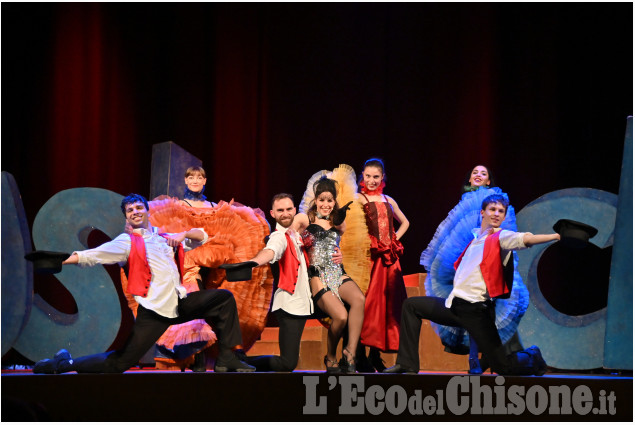 Capodanno in piazza con fuochi,musica e spettacolo “All That Musical”al teatro