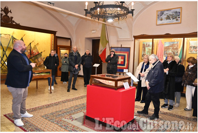 Pinerolo: inaugurata la mostra "Bandiere e Stendardi" al Museo di Cavalleria