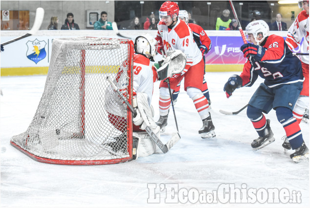 Universiadi: Hockey Usa vs Polonia 