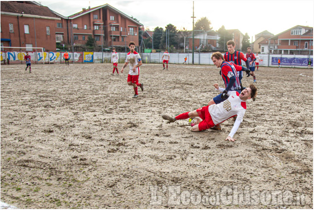 Calcio: il derby di Nichelino va al Garino, che resta primo