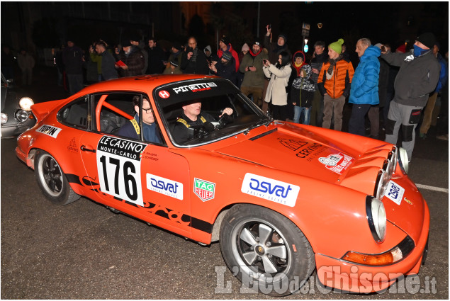Pinerolo, il passaggio del "Rallye Historique Monte-Carlo"