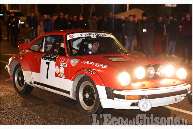 Pinerolo, il passaggio del "Rallye Historique Monte-Carlo"