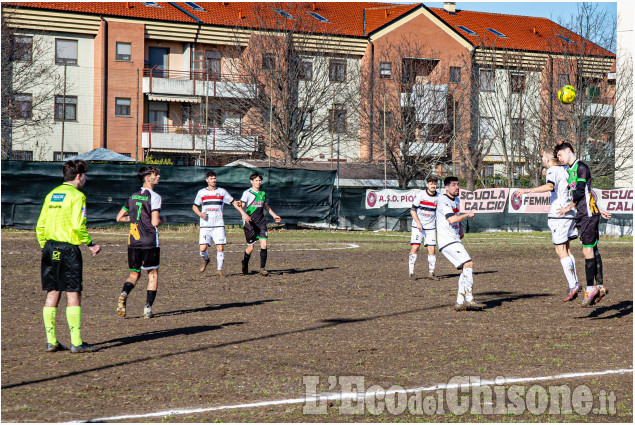 Calcio Seconda categoria: Chisone ferma la capolista Piossaschese