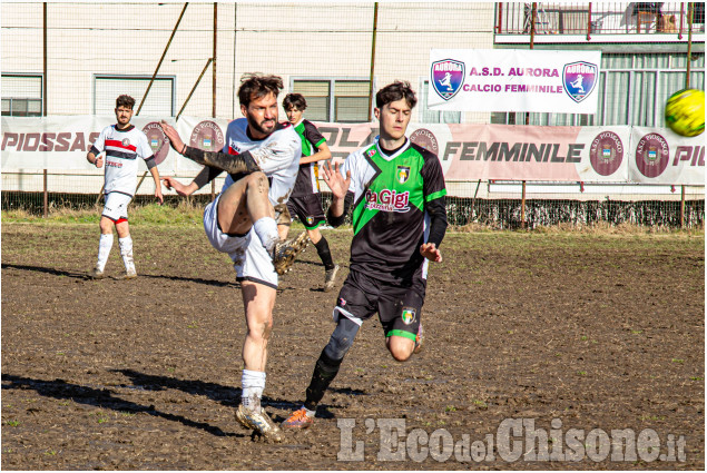 Calcio Seconda categoria: Chisone ferma la capolista Piossaschese