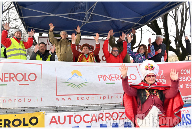 Carnevale di Pinerolo vincono "Gli amici del Pellice"