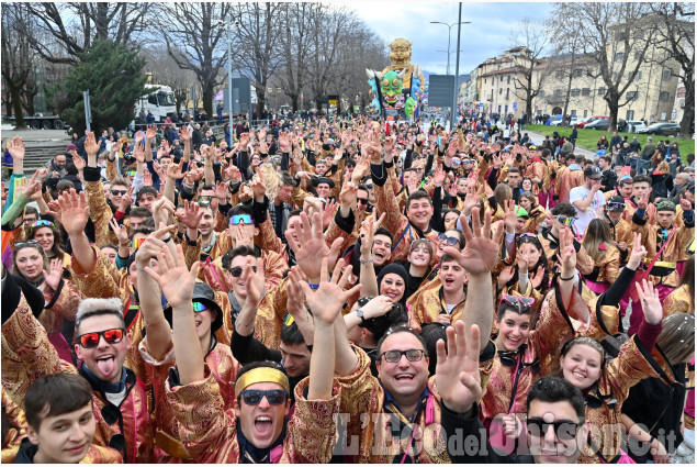 Carnevale di Pinerolo vincono "Gli amici del Pellice"