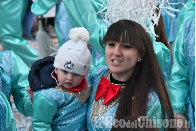 Carnevale di Pinerolo vincono "Gli amici del Pellice"