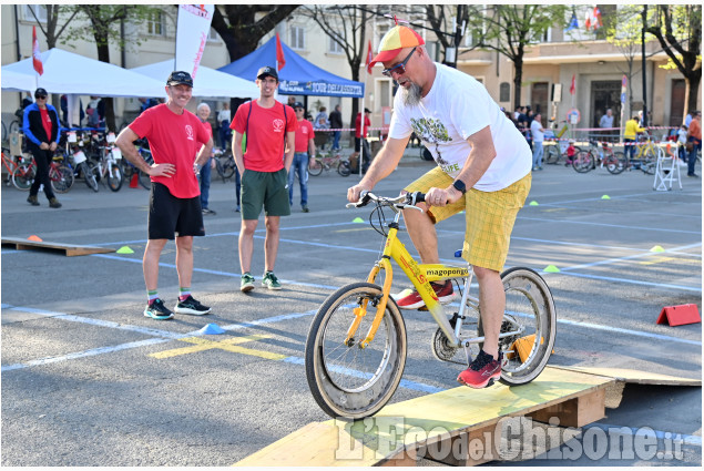 Pinerolo in piazza "Open Day" d'avvicinamento al ciclismo
