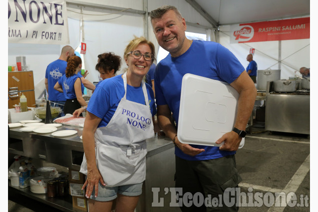 Nonè solo festa: un gruppo unito 