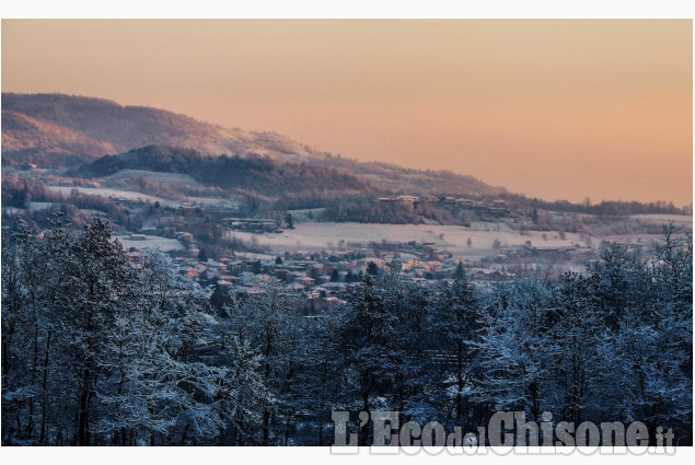 A Lusernetta un'alba innevata e romantica di Alessandra Pollo La foto vincitrice della settimana: i colori dell'autunno di Giacomo Abrate