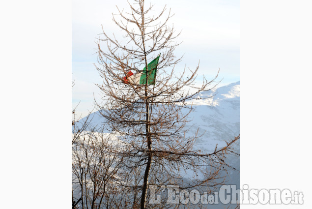 Alto spirito patriottico di Silvano Riboldazzi La foto vincitrice della settimana: i colori dell'autunno di Giacomo Abrate