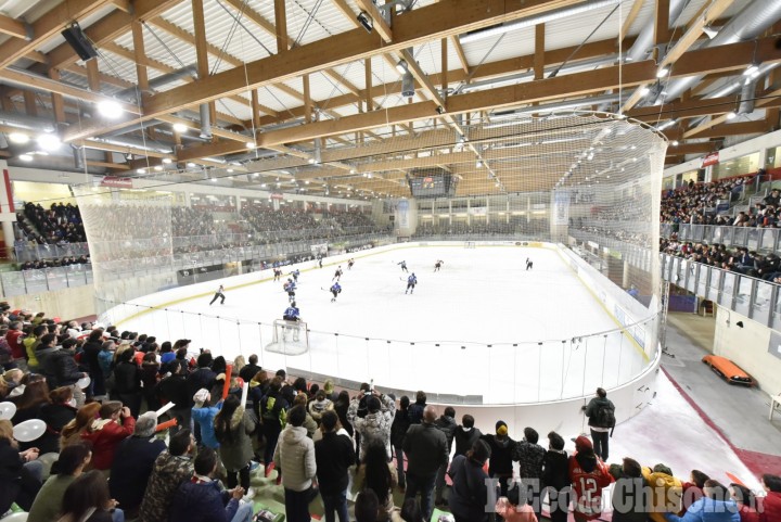 Hockey ghiaccio, arbitri in &quot;sciopero&quot;: confermato il rinvio anche di Valpeagle - Bressanone