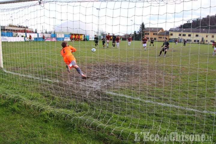 Calcio: Moretta vince il derby a Cavour, Orbassano rimanda la festa