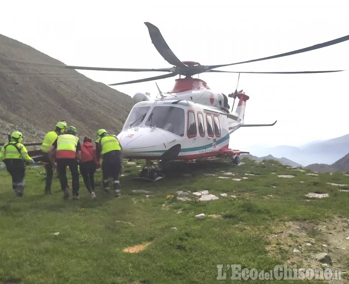 Coazze: 22enne accusa un malore al rifugio della Balma, trasportata in ospedale dal Soccorso alpino