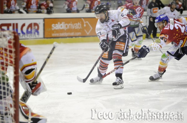 Hockey ghiaccio, 10 anni da bandiera della Valpe: a tu per tu con Alex Silva, 503 gare in biancorosso