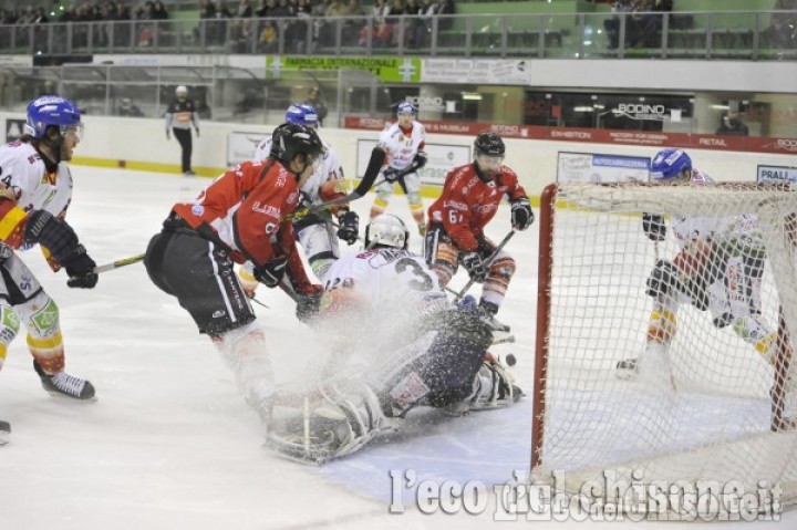 Hockey ghiaccio, ultima chiamata per la Valpe, in trasferta ad Asiago per gara 5
