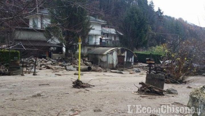 Alluvione: a Perosa Argentina tre ponti distrutti, alcune borgate ancora isolate e senza acqua