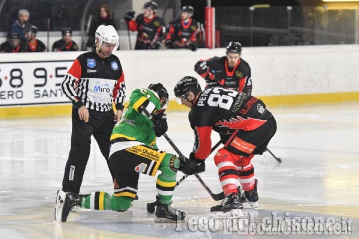 Hockey ghiaccio Ihl, Petrov all&#039;overtime: Valpe passa a Como