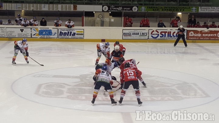 Hockey ghiaccio: la Valpe chiude il 2º tempo in vantaggio su Asiago per 3-2