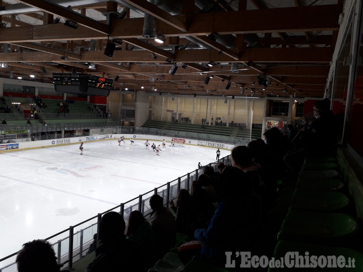 Hockey ghiaccio Ihl1, Valpe fa suo il derby 3-2 ed è vetta solitaria