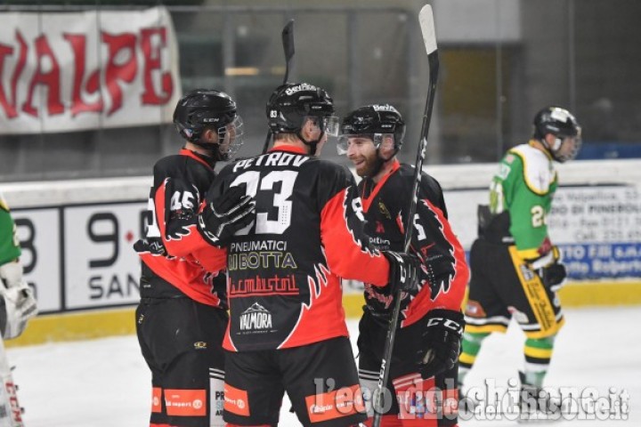 Hockey ghiaccio Ihl, serata con la capolista Varese: big match per Valpeagle