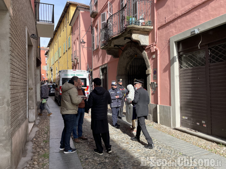 Delitto di Pinerolo: la solidarietà dei colleghi di Alì, marito della donna uccisa a martellate