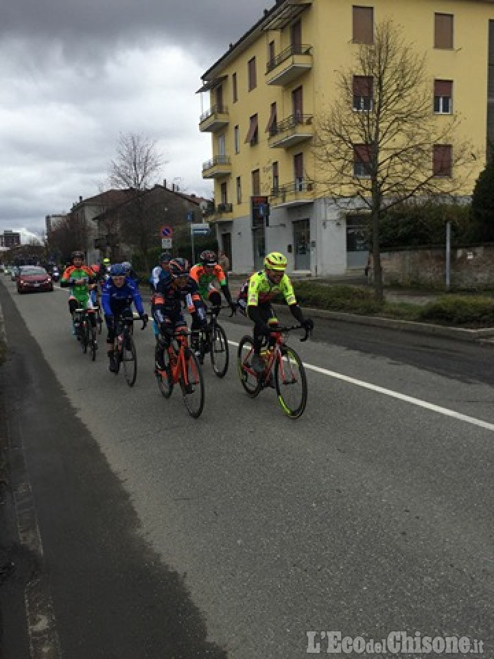 Ciclismo, Jacopo Mosca in fuga per 254 alla Milano - Sanremo