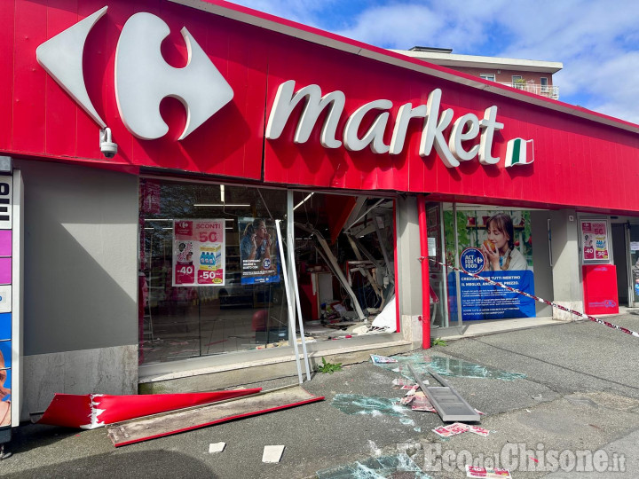 Pinerolo: spaccata al Carrefour market di via Saluzzo ma la cassaforte era vuota