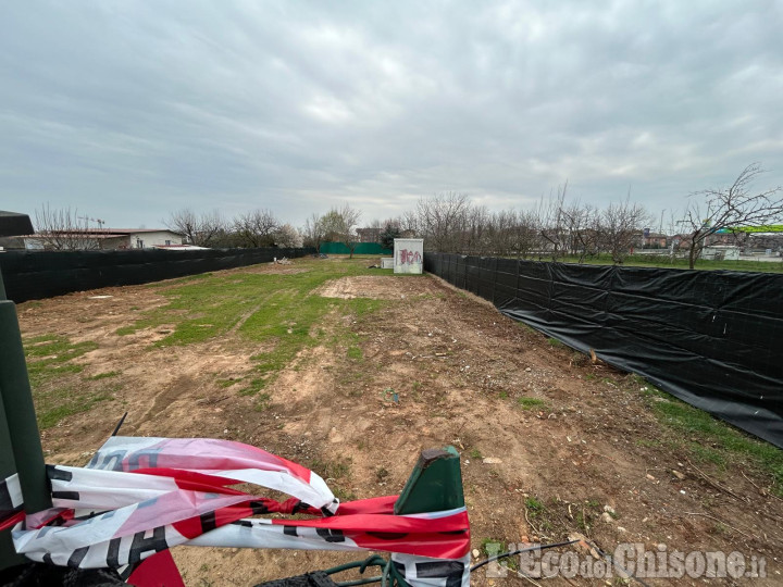 Orbassano: abusi edilizi in un terreno di via Fenestrelle, denunciata 35enne