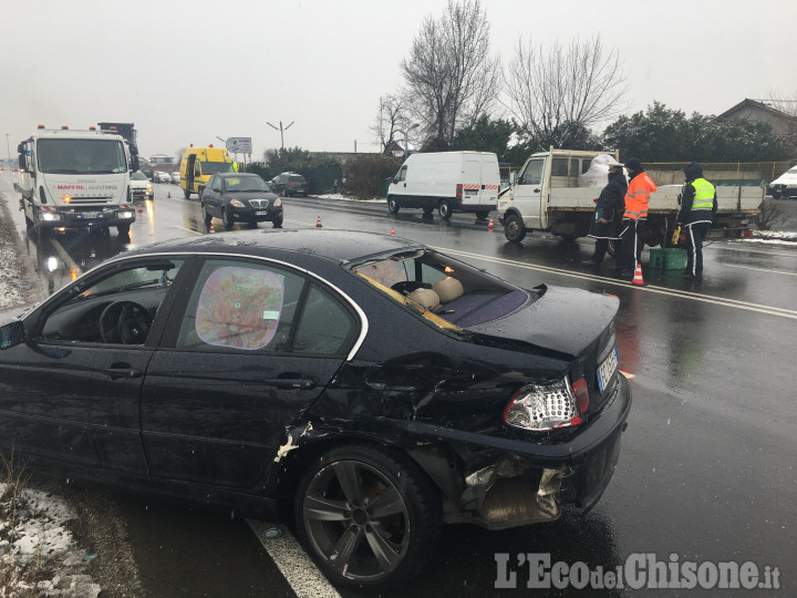Orbassano: incidente sulla circonvallazione esterna, due feriti lievi